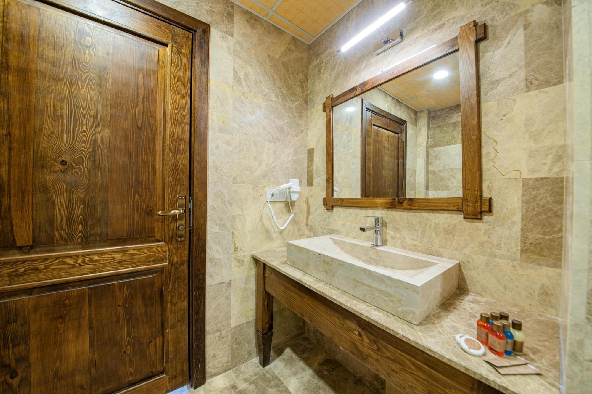 Remus Romulus Cappadocia Hotel Üçhisar Exterior foto